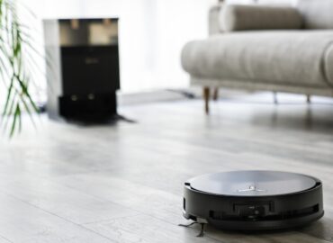 Akıllı Süpürge Değil, Akıllı Yardımcı ECOVACS DEEBOT X8 PRO OMNI