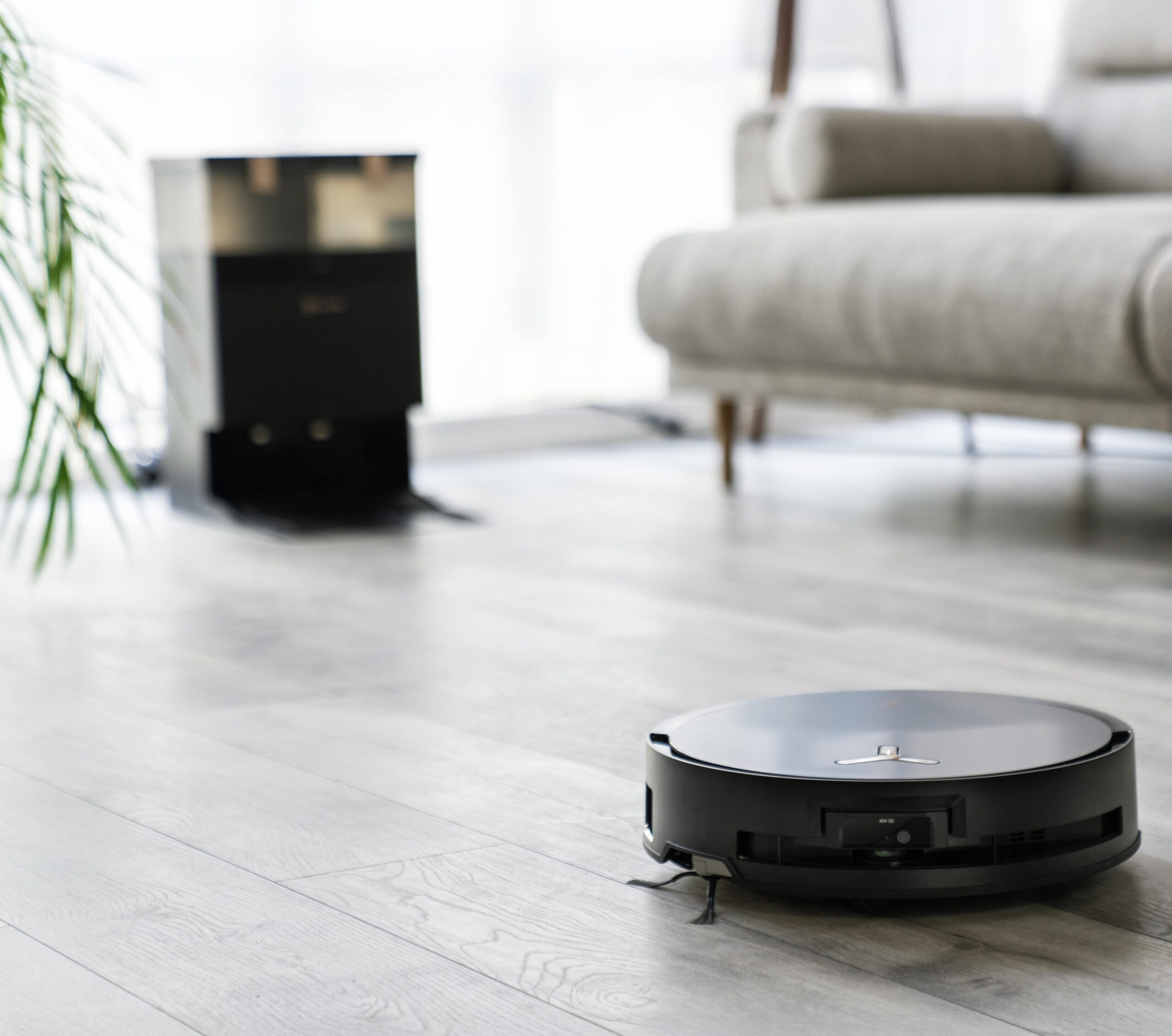 Akıllı Süpürge Değil, Akıllı Yardımcı ECOVACS DEEBOT X8 PRO OMNI