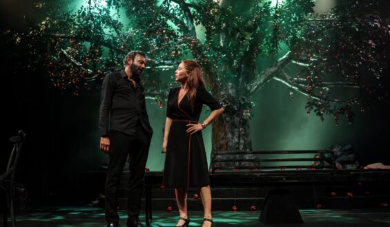 KEREM ALIŞIK VE EVRİM ALASYA, DÜNYA YILDIZLARININ SAHNESİ LONDRA WEST END’DE