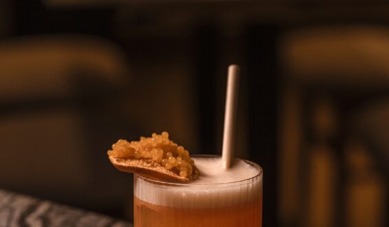 PERRİ KARAKÖY’DE GÜN BATIMINDA KEYİF ZAMANI