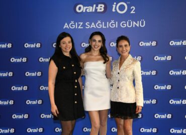 Ünlü Oyuncu Yağmur Tanrısevsin’den, Sağlıklı Gülüşün Formülü