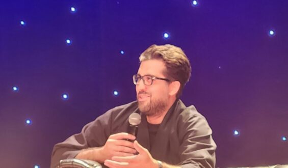 DOĞU DEMİRKOL HARBİYE GÖSTERİSİYLE İZLEYENLERİ KAHKAHAYA BOĞDU