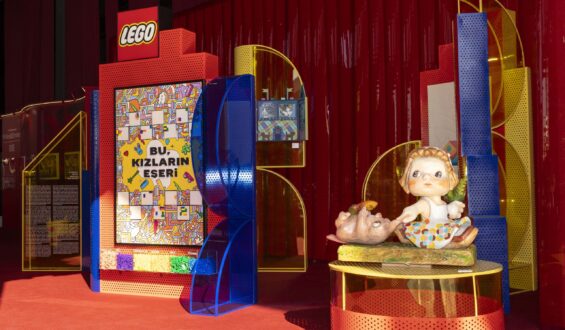 Bu, Kızların Eseri LEGO® Türkiye Contemporary Istanbul’da Kızların Yaratıcı Gücünü Sergiliyor