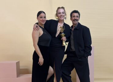 Afife’ye 27. Afife Tiyatro Ödülleri’nden Haldun Dormen Özel Ödülü