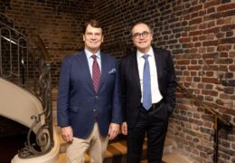 Renault ve Ford, Elektrikli ve Ticari Araçta İş Birliği Yapacak