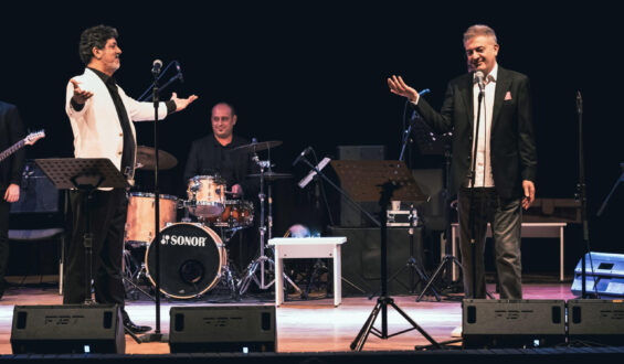 KÜRŞAT BAŞAR VE TEYFİK RODOS CEM KARACA, BARIŞ MANÇO, TANJU OKAN ŞARKILARIYLA AKM’DE