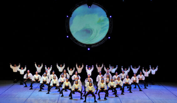 AKM’de Alkış Yağmuru Anadolu Ateşi Kıvılcım, Çocukları Büyüledi