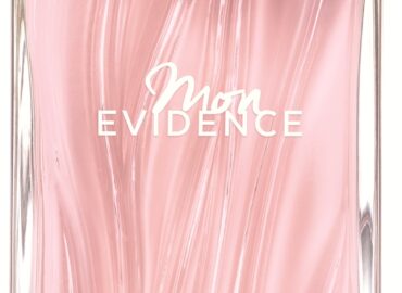 Yves Rocher Comme Une Evidence Tüm Benliğinizi Kuşatan Koku