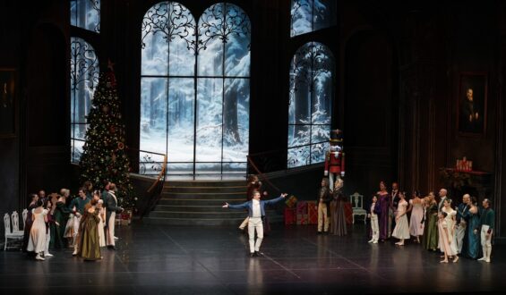 Fındıkkıran Balesi’nin Büyüsü AKM’de Yeniden Canlandı