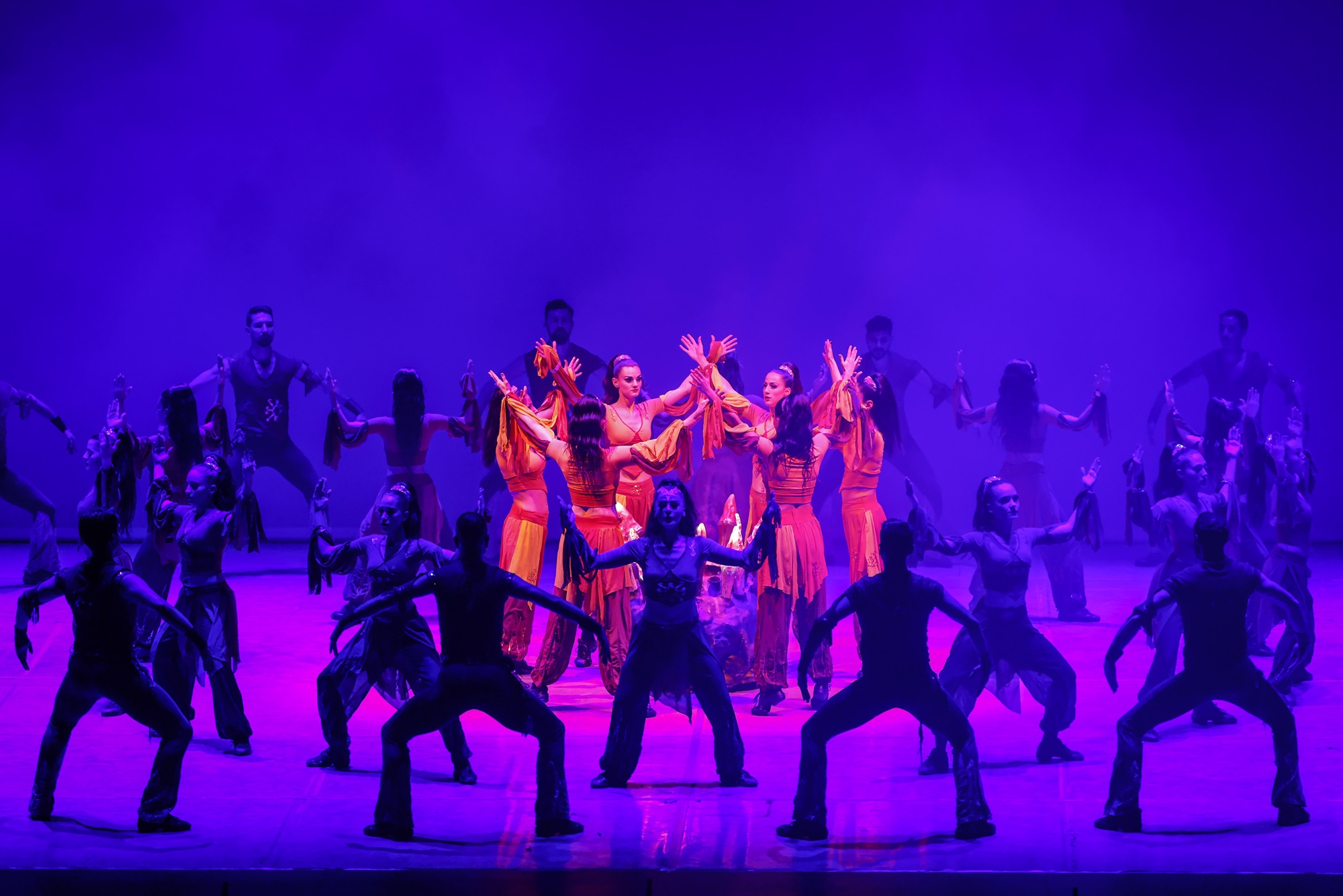 AKM SAHNELERİNDE DOPDOLU BİR HAFTA SANATSEVERLERİ BEKLİYOR