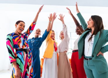 8 Mart Dünya Kadınlar Günü’nde Yeniden Hatırlayalım… Kadınlar Varsa Umut Var