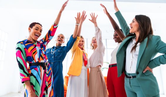 8 Mart Dünya Kadınlar Günü’nde Yeniden Hatırlayalım… Kadınlar Varsa Umut Var