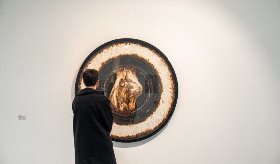 Taksim Sanat’tan Yeni Sergi ”Yüzeyin Derinliğinde” Sanatseverlerle Buluşuyor