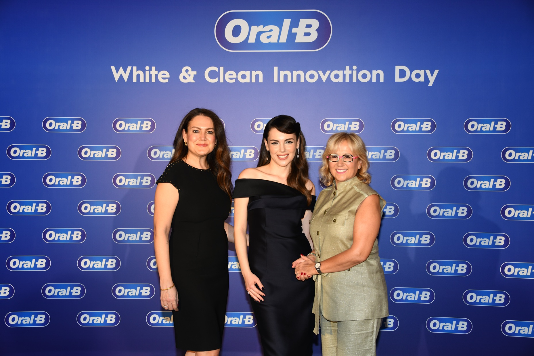 Yağmur Tanrısevsin, Işıltılı Gülüşünün Sırrını Açıkladı