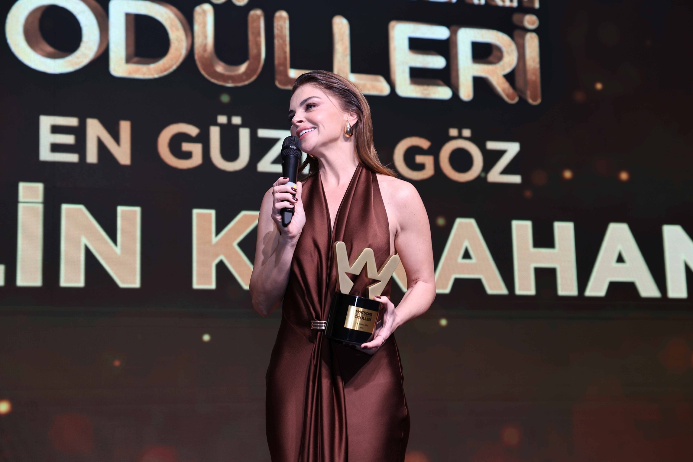 Güzelliğin En İyileri Ödüllendirildi Watsons Gecesi’nde Yıldızlar Akın Etti